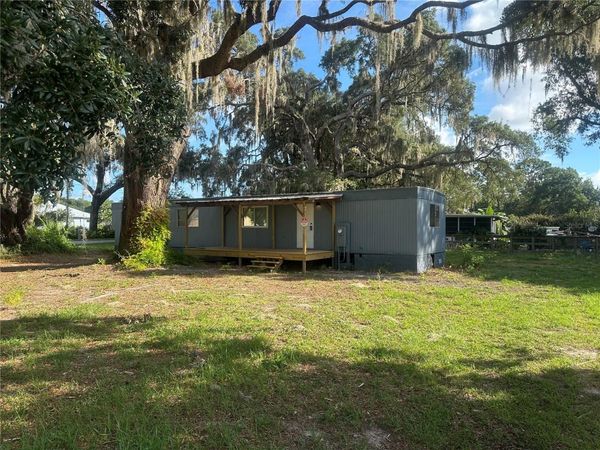 6335 SE 159TH COURT , OCKLAWAHA, FL 32179