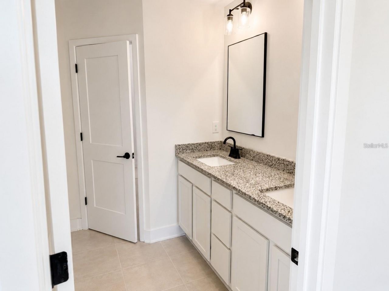 1684 Ann Rose Way , Leesburg, FL 34748 Photo