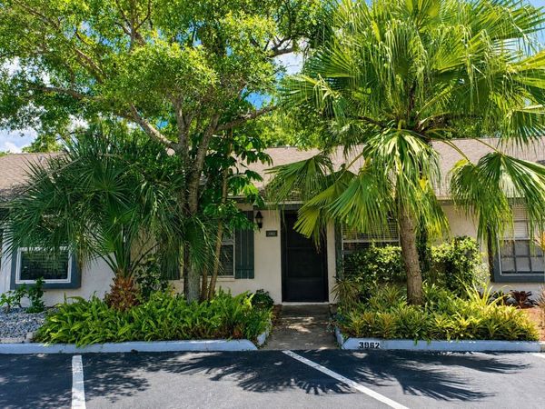 3962 LA COSTA LANE , LARGO, FL 33771