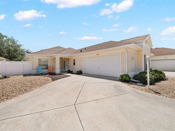 17239 SE 84TH KNIGHT AVENUE , THE VILLAGES, FL 32162