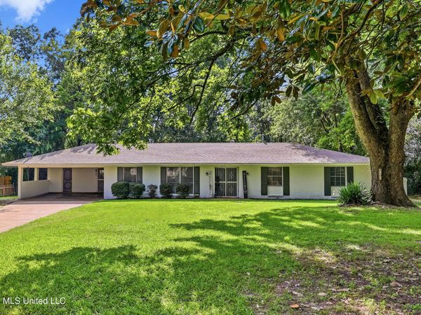 225 Rebecca Drive, Canton, MS 39046