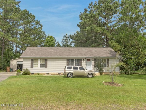 19457 Lennis Cuevas Road, Saucier, MS 39574