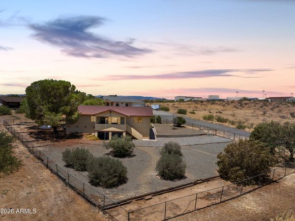 17571 E HUMMINGBIRD Lane, Mayer, AZ 86333