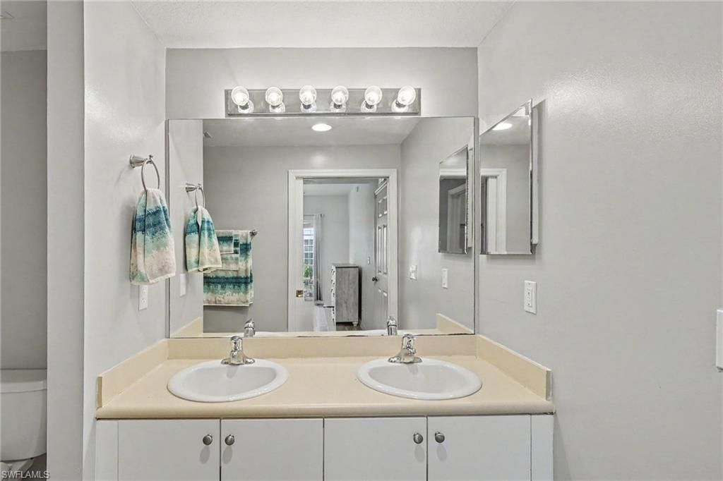 8416 Bernwood Cove Loop , Unit 1607, Fort Myers, FL 33966 Photo