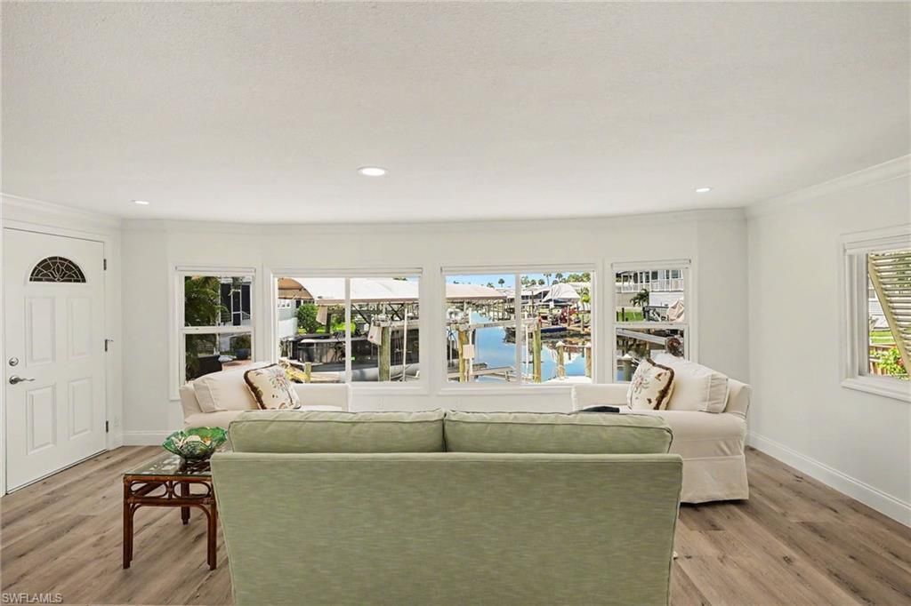 11181 Azalea Ln, Fort Myers Beach, FL 33931 Photo