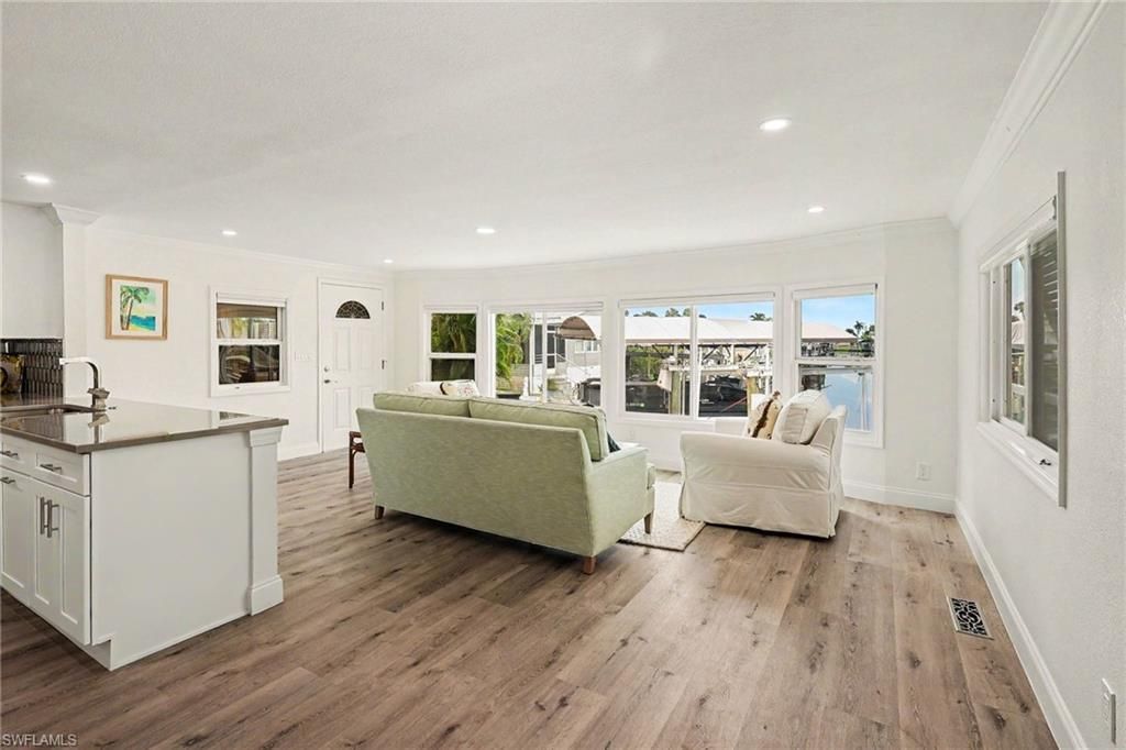 11181 Azalea Ln, Fort Myers Beach, FL 33931 Photo