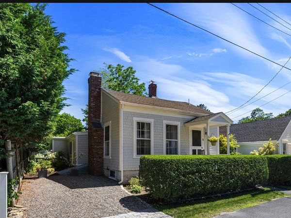 5 Franklin Street, Dartmouth, MA 02748