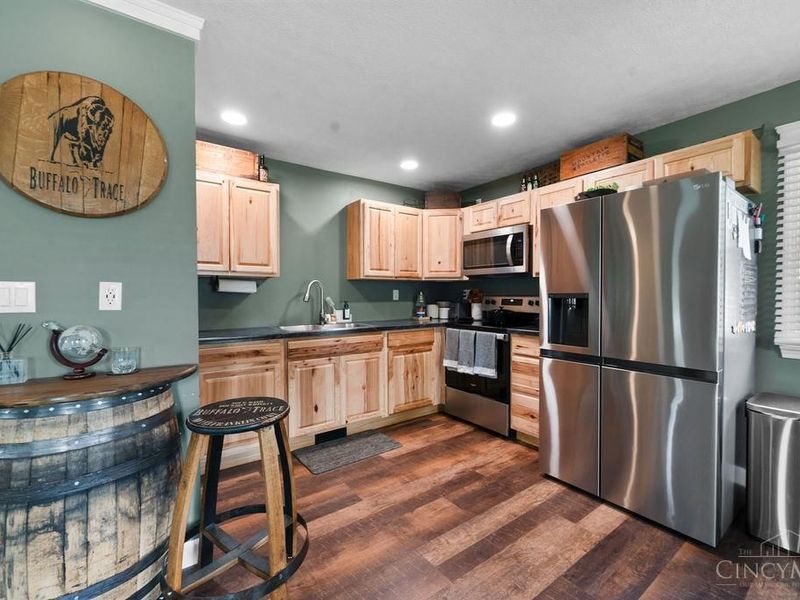 624 Bourbon Street, Blanchester, OH 45107 Photo 10