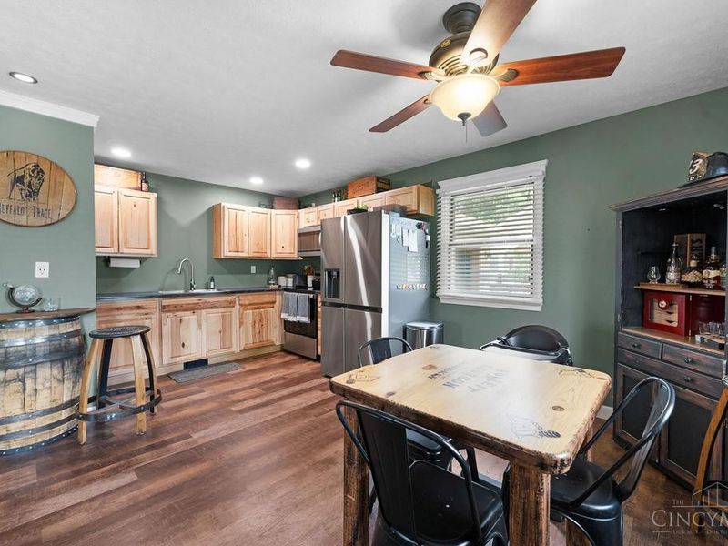 624 Bourbon Street, Blanchester, OH 45107 Photo 8