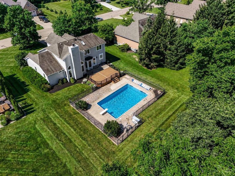 3416 Surrey Lane, Mason, OH 45040 Photo 2