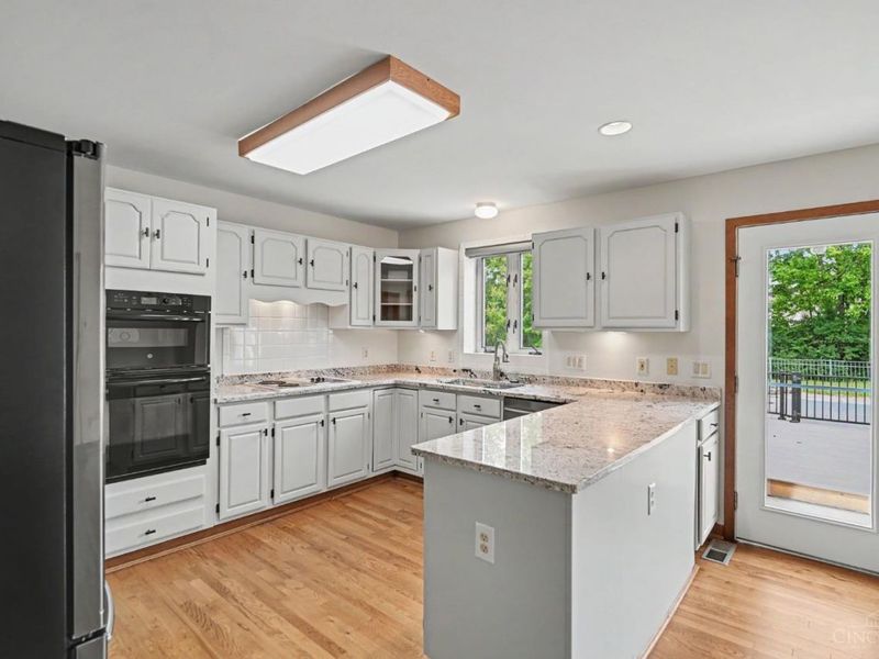 3416 Surrey Lane, Mason, OH 45040 Photo 5