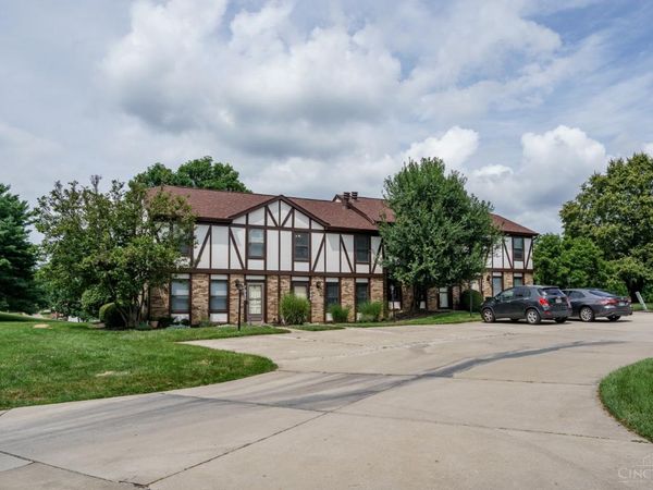 7980 Tall Timbers Dr, North Bend, OH 45052
