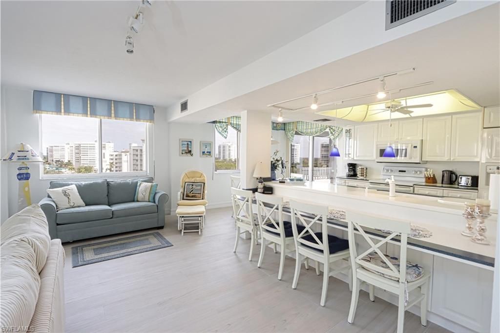 11116 Gulf Shore Dr , Unit 601, Naples, FL 34108 Photo