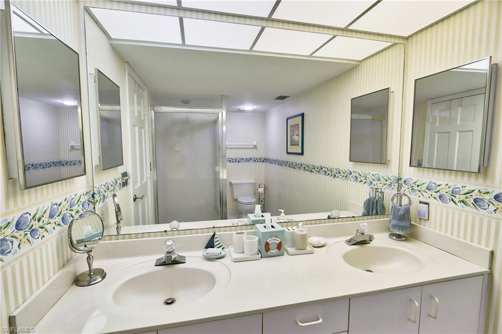 11116 Gulf Shore Dr , Unit 601, Naples, FL 34108 Photo