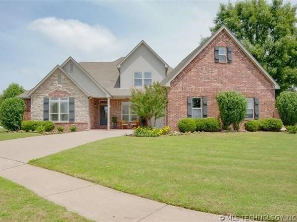 4201 N Lions Court , Broken Arrow, OK 74012