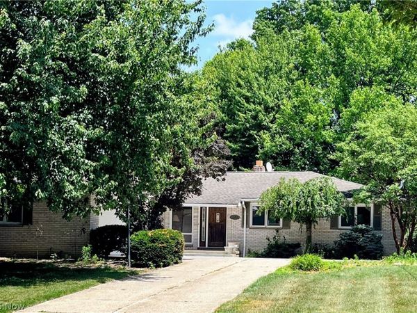 2269 Halcyon Road , Beachwood, OH 44122