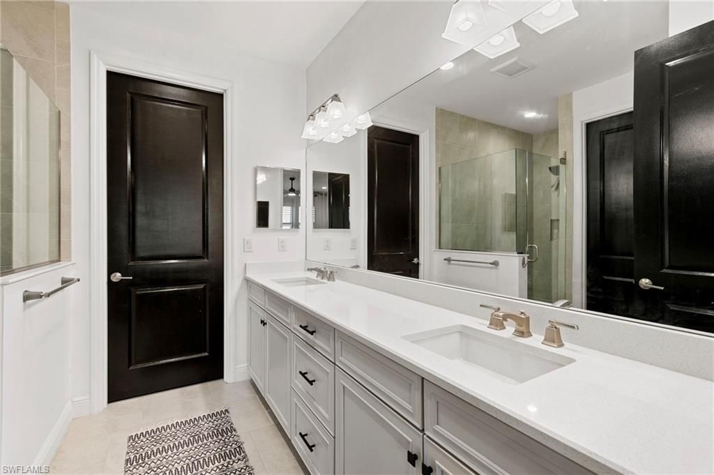 2567 Seychelles Dr, Unit 207, Naples, FL 34112 Photo