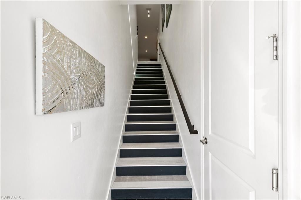 2567 Seychelles Dr, Unit 207, Naples, FL 34112 Photo