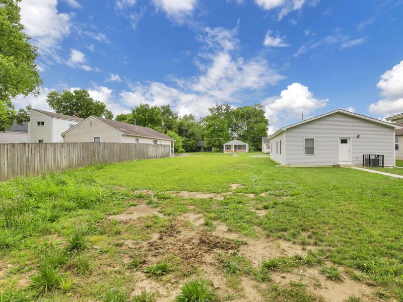 530 Stambaugh Avenue , Columbus, OH 43207 Photo 5