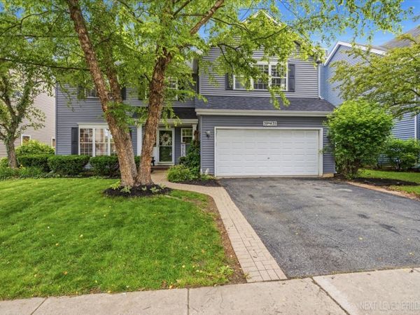 39W435 W Mallory Drive , Geneva, IL 60134