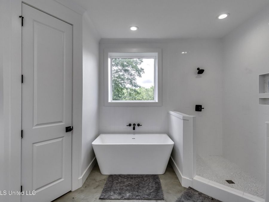 Property Image 103