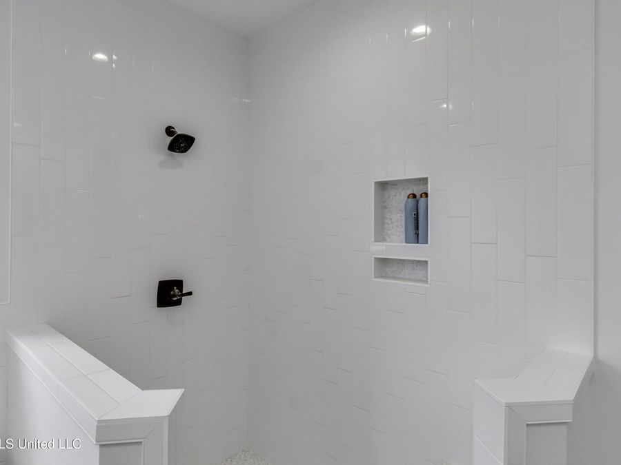 Property Image 105