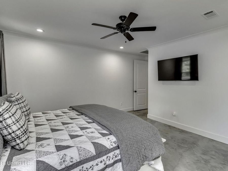 Property Image 72