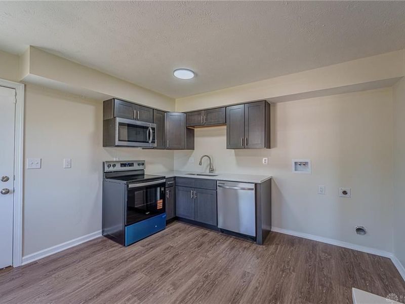 1272 Clement Avenue, Dayton, OH 45417 Photo 9