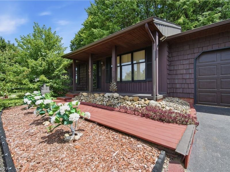 3064 Townsend Street NW, Uniontown, OH 44685 Photo 46