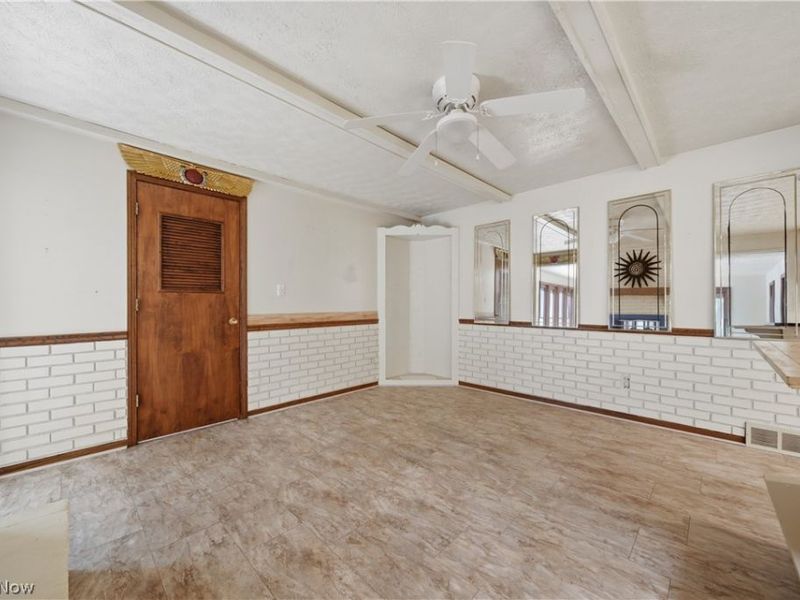 3064 Townsend Street NW, Uniontown, OH 44685 Photo 8