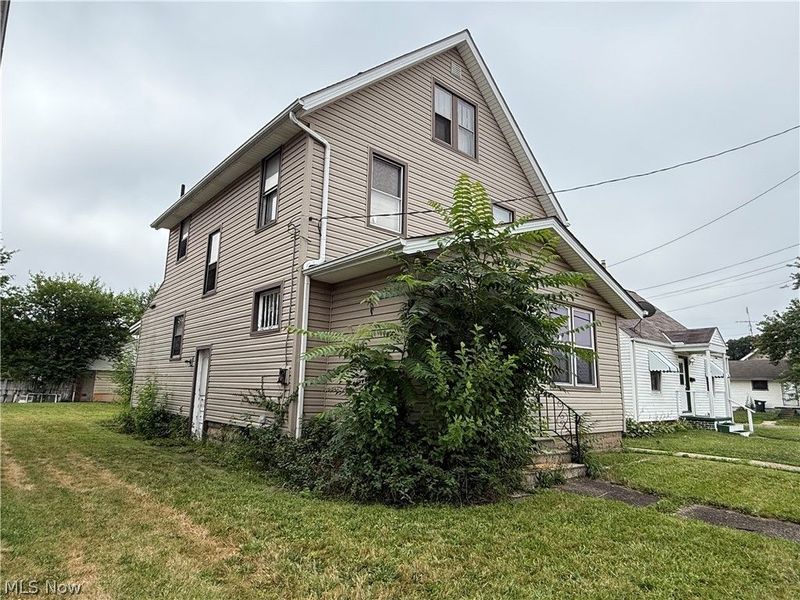 1130 Greenfield Avenue SW, Canton, OH 44706 Photo 2