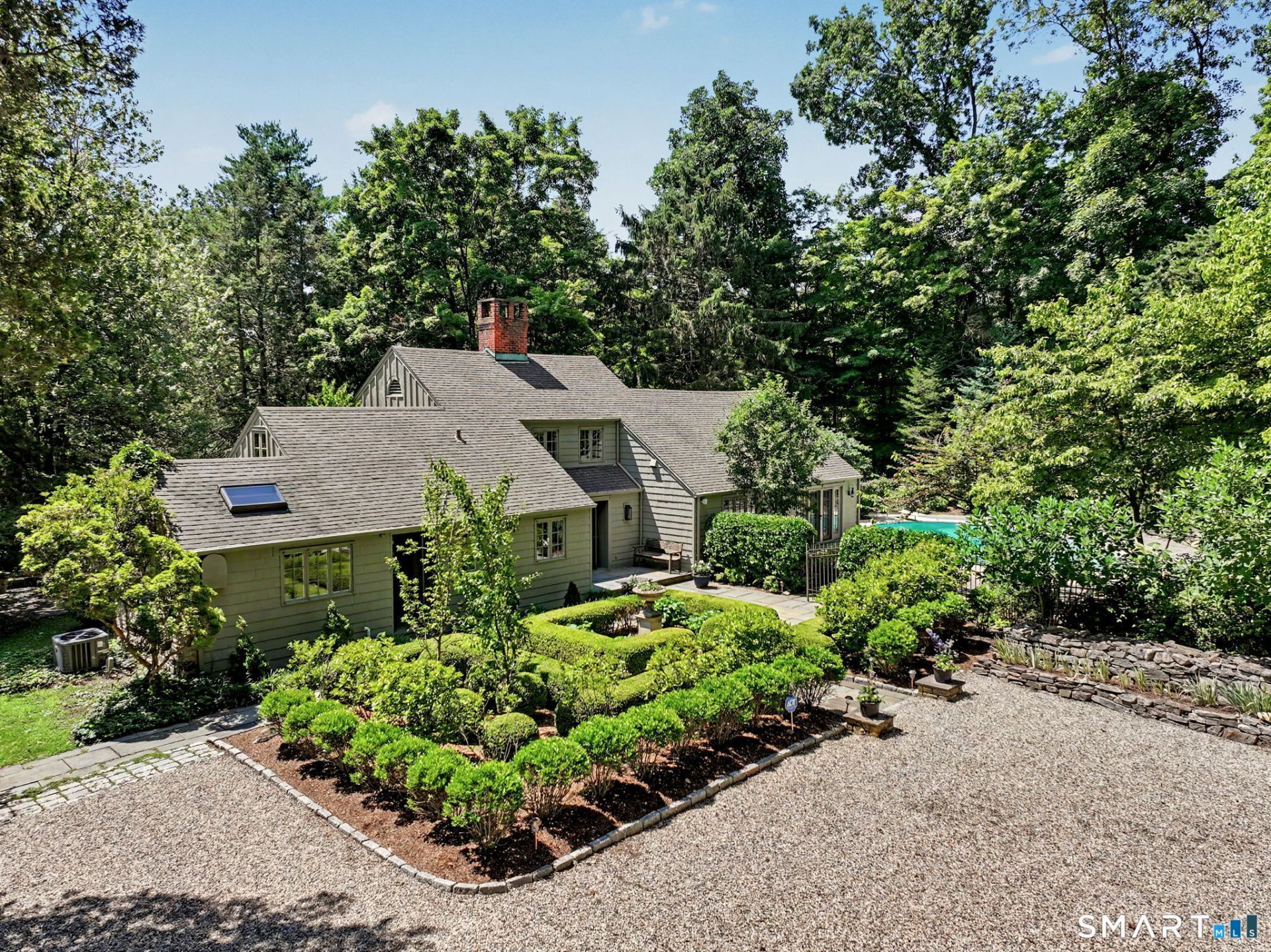4 Hidden Hill, Weston, CT 06883 Main Photo
