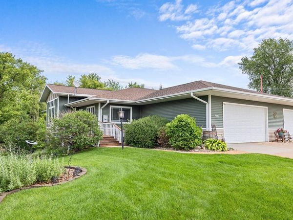 N2067 County Road F, La Crosse, WI 54601