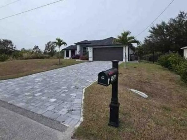 526 S Wabasso Avenue , Other Florida, FL 33974