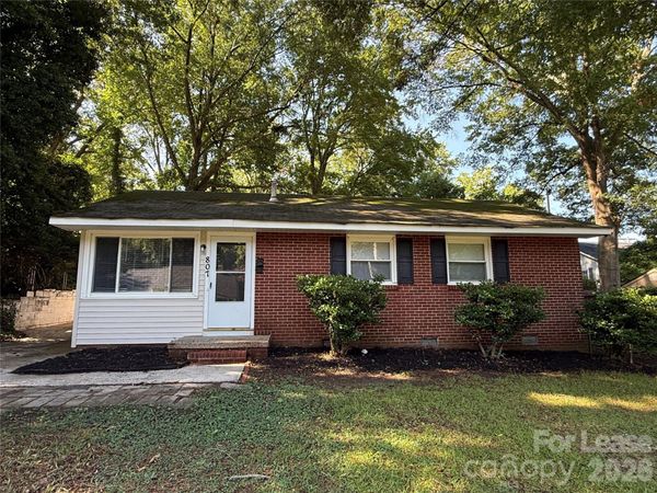 807 E 4th Avenue , Gastonia, NC 28054