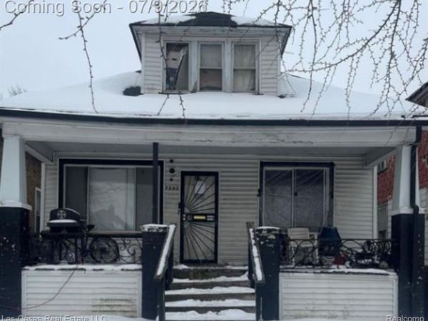 7545 Holmes Street, Detroit, MI 48210