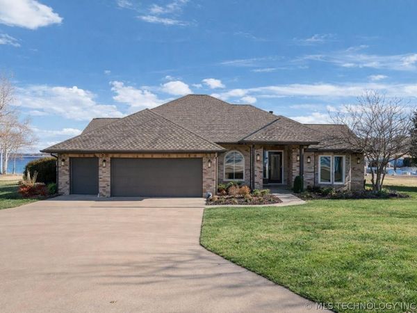 5013 Lake Breeze Road , Grove, OK 74344