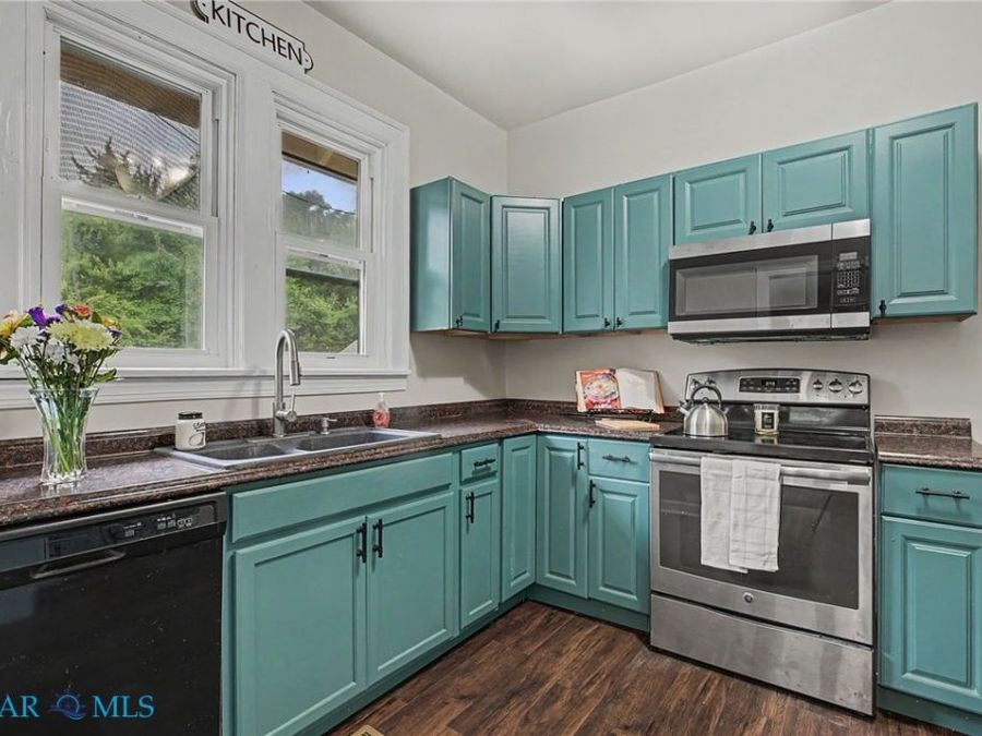 Property Image 8