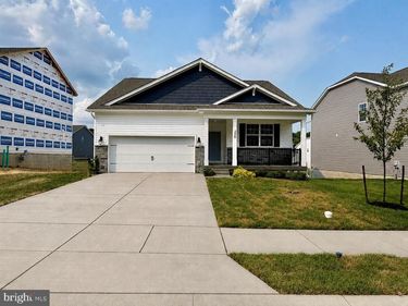 206 LINDSEY DRIVE, COLUMBIA, PA 17512