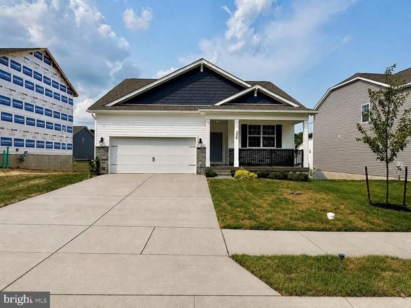206 LINDSEY DRIVE, COLUMBIA, PA 17512