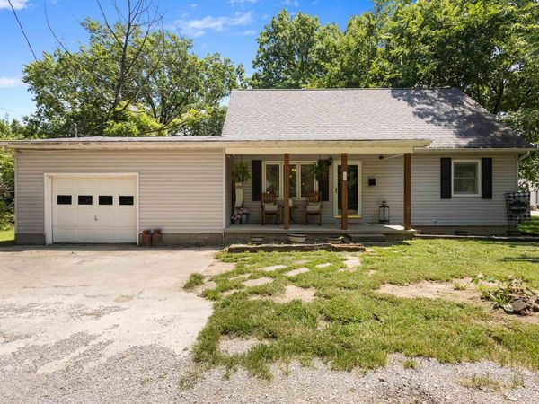 104 N JACKSON Street, Carterville, IL 62918