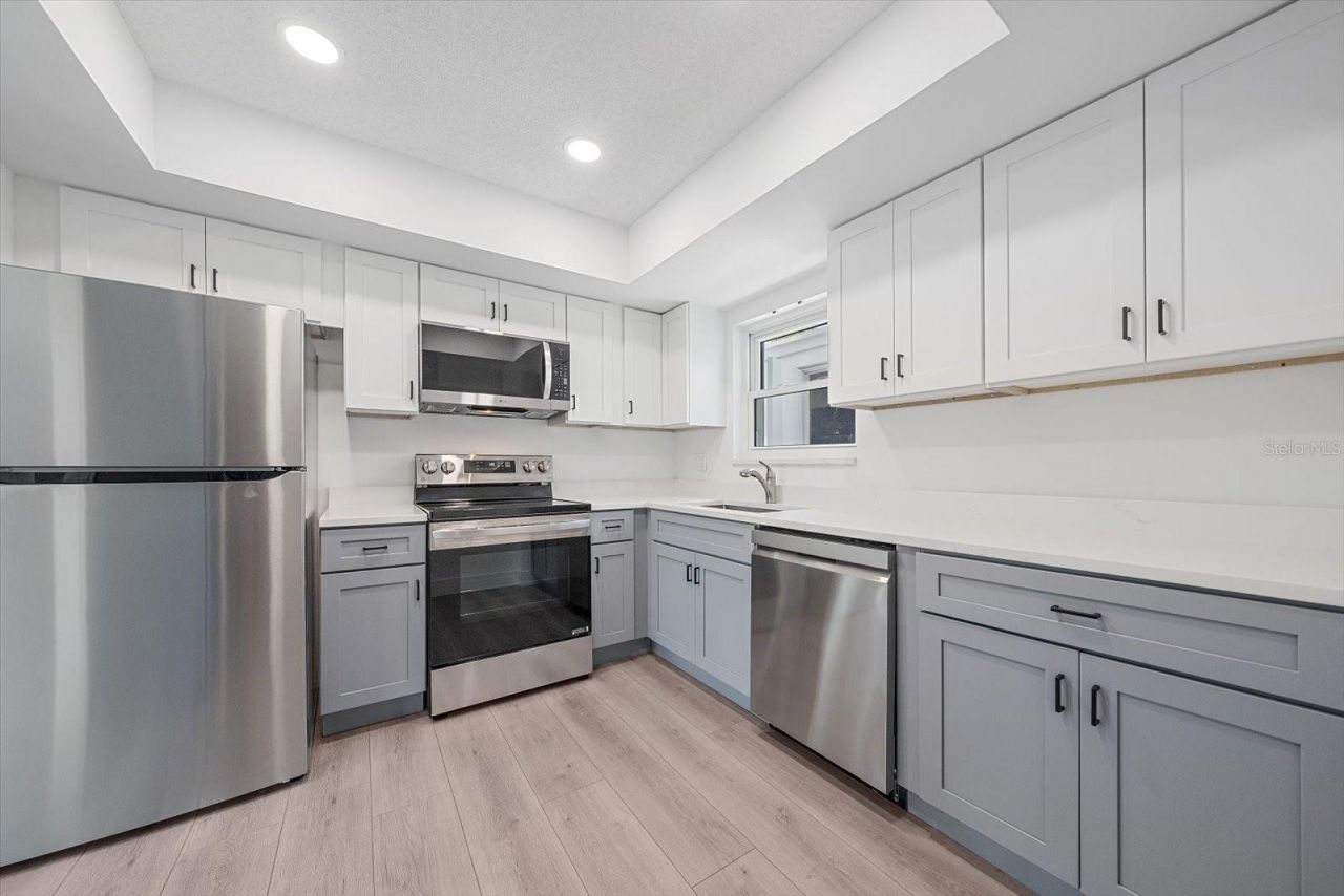 3818 Roxane Boulevard , Unit 157, Sarasota, FL 34235 Photo