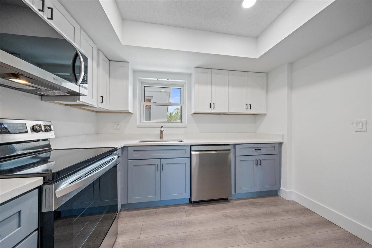 3818 Roxane Boulevard , Unit 157, Sarasota, FL 34235 Photo