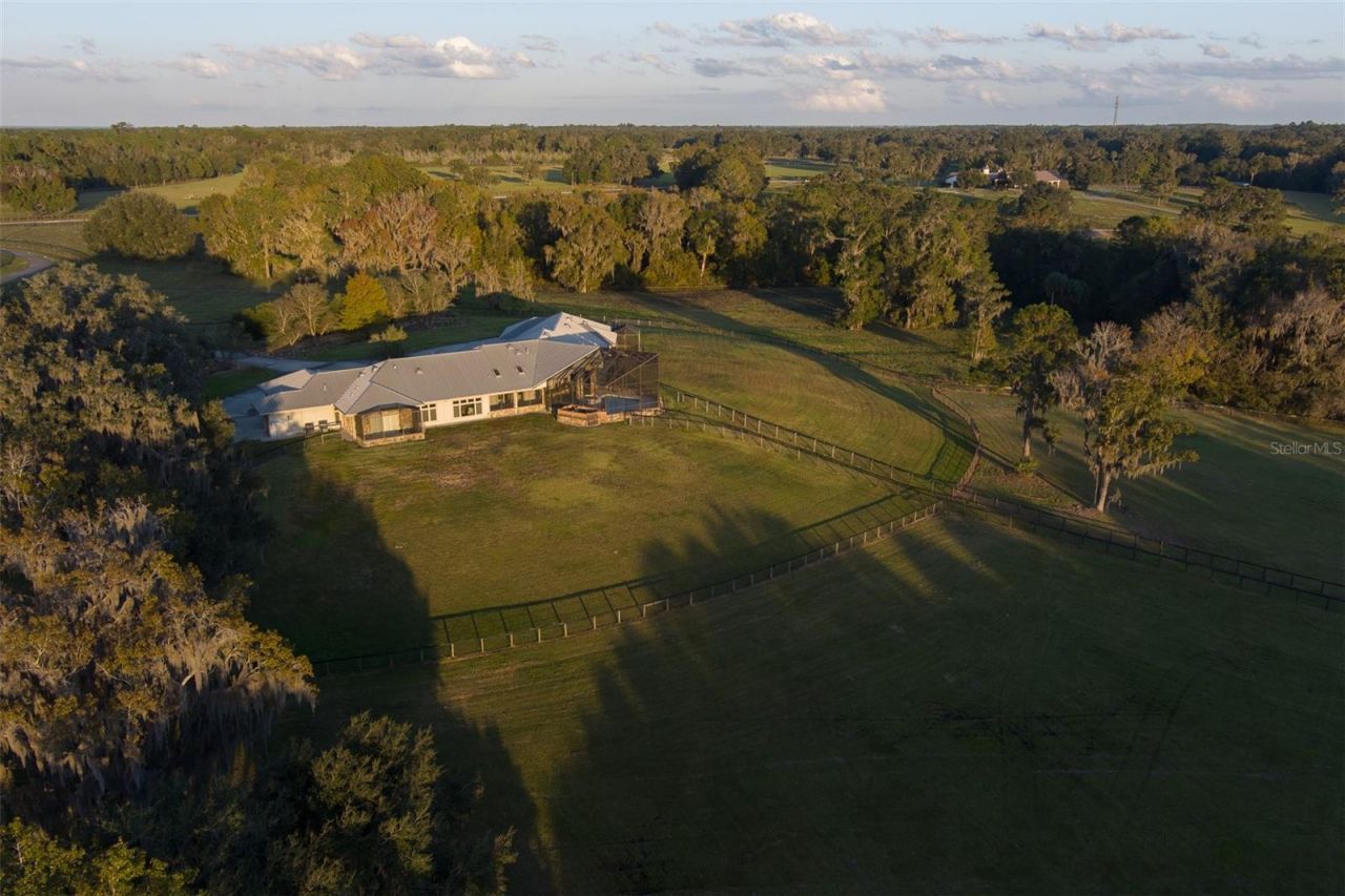 9504 NW Hwy 320, Micanopy, FL 32667 Photo
