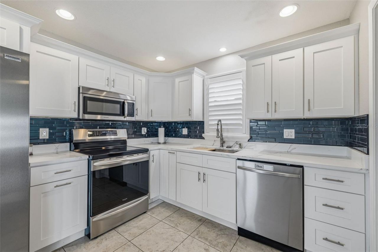 4320 Floramar Terrace , New Port Richey, FL 34652 Photo