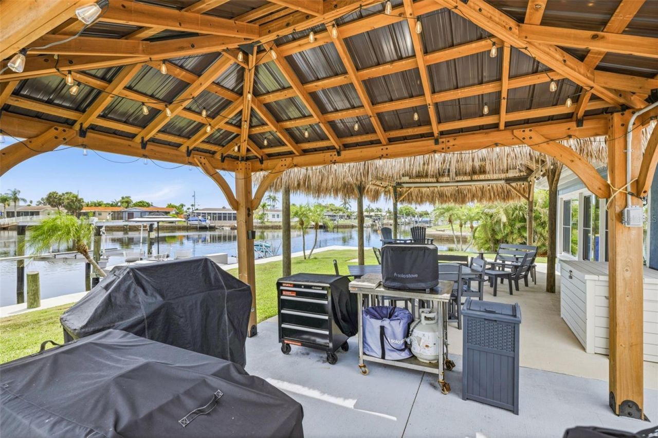 4320 Floramar Terrace , New Port Richey, FL 34652 Photo