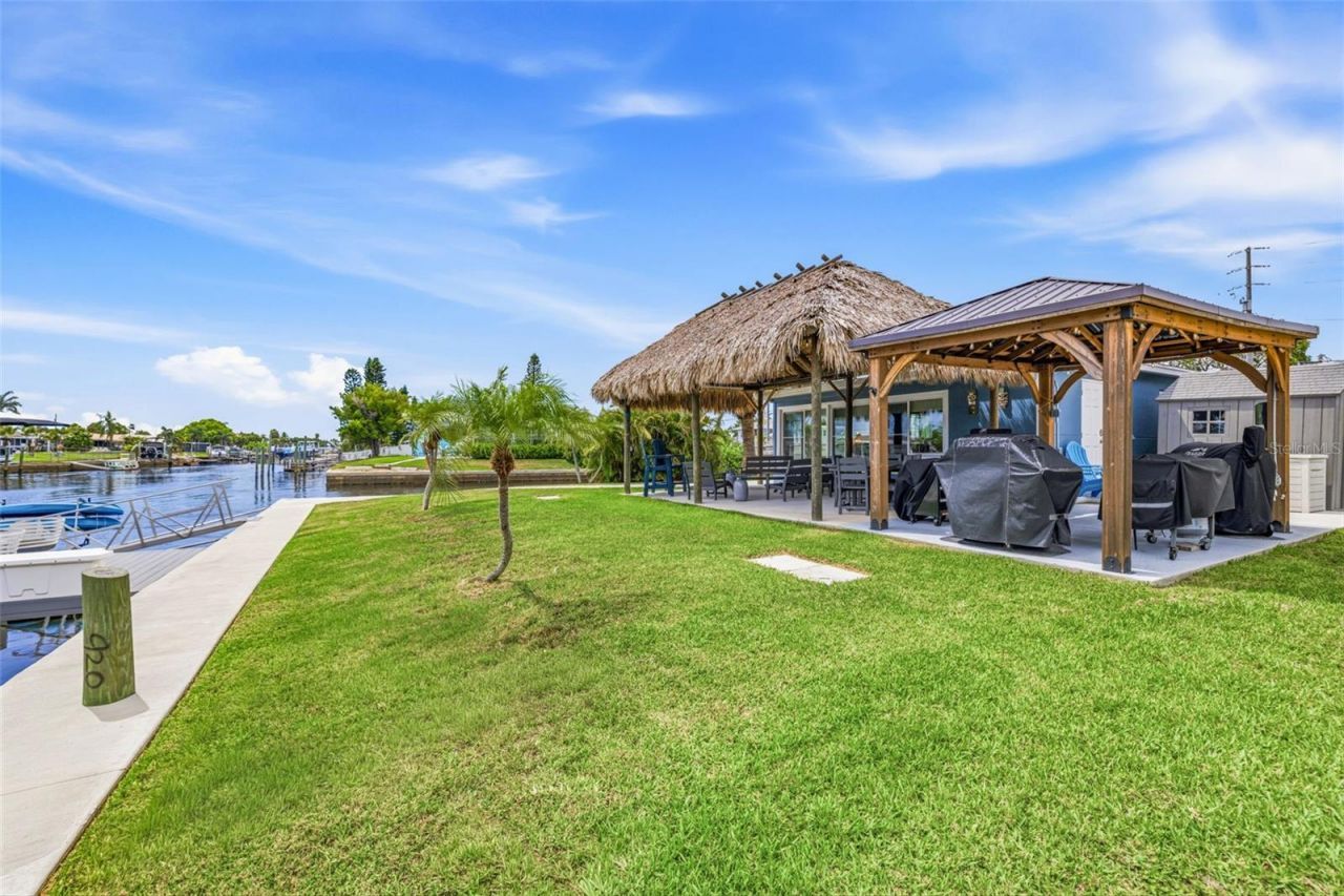 4320 Floramar Terrace , New Port Richey, FL 34652 Photo