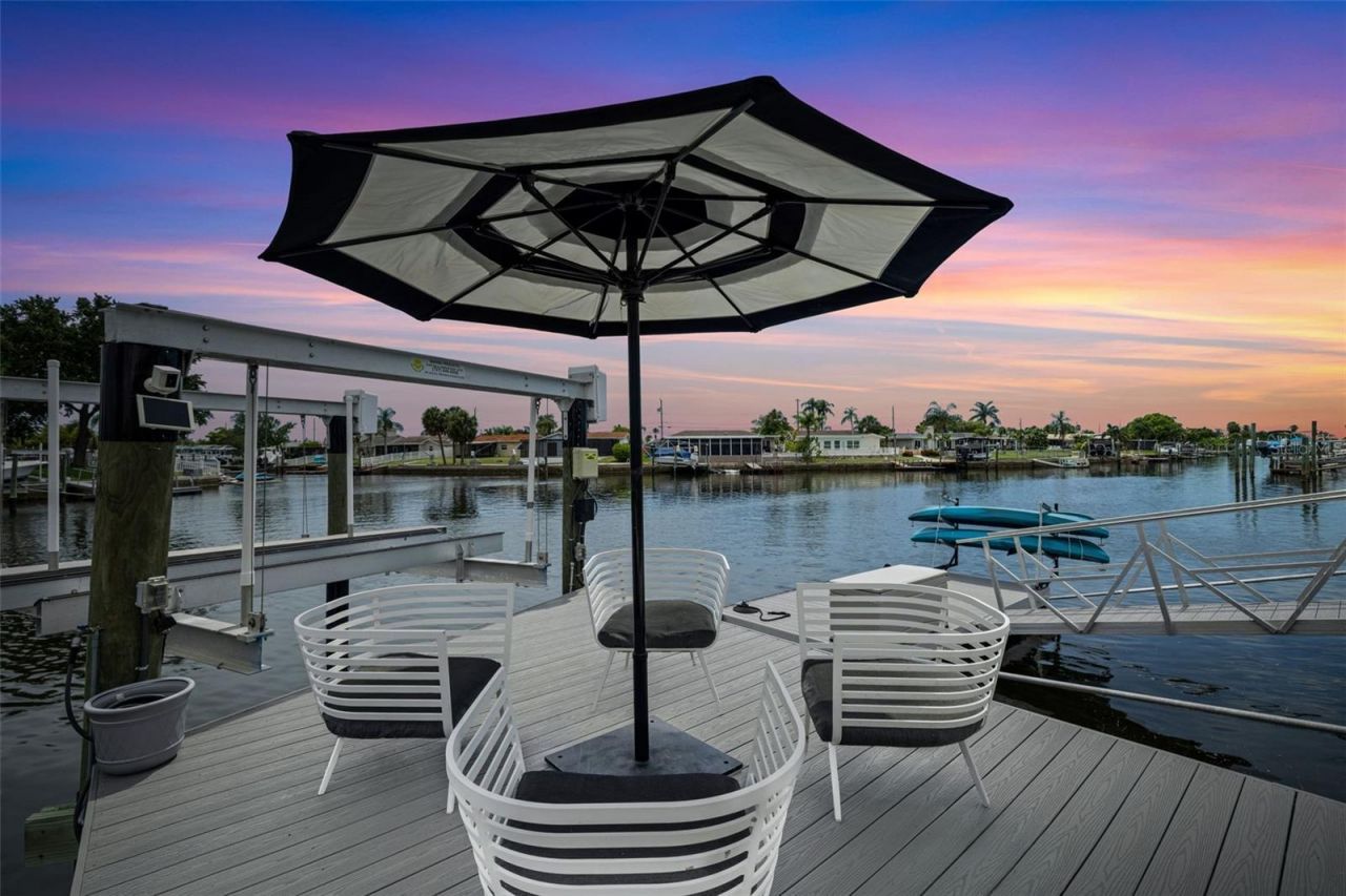 4320 Floramar Terrace , New Port Richey, FL 34652 Photo