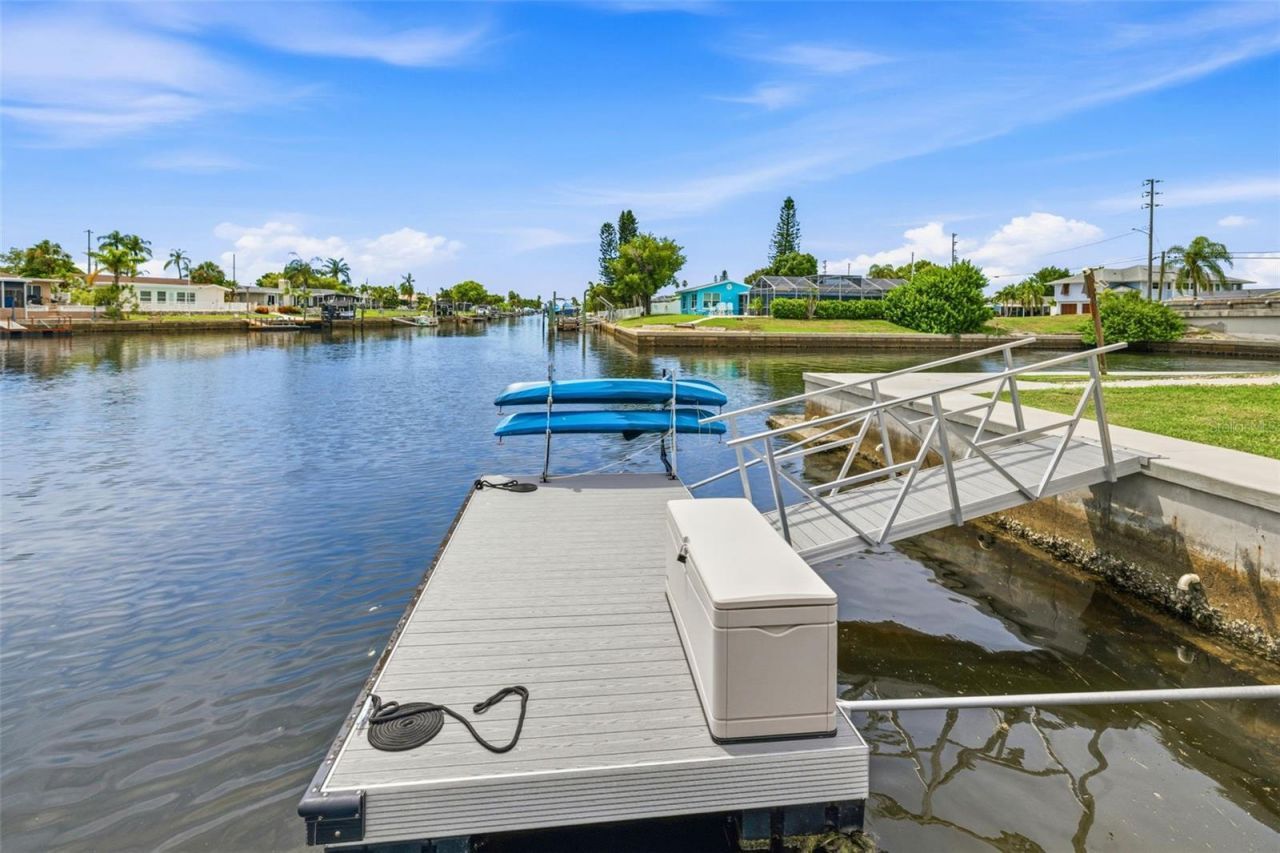 4320 Floramar Terrace , New Port Richey, FL 34652 Photo