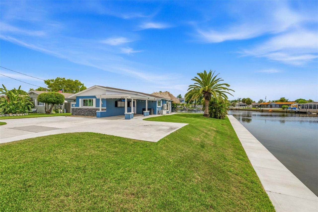 4320 Floramar Terrace , New Port Richey, FL 34652 Photo